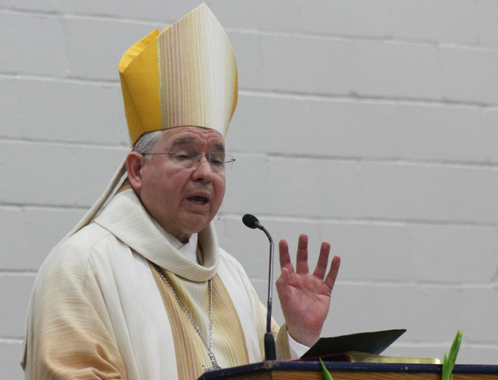 Archbishop Jose Gomez celebrates mass at Bishop Amat.