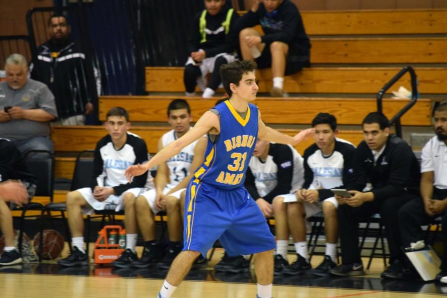 Boy's Basketball Defeat Salesian 53-38