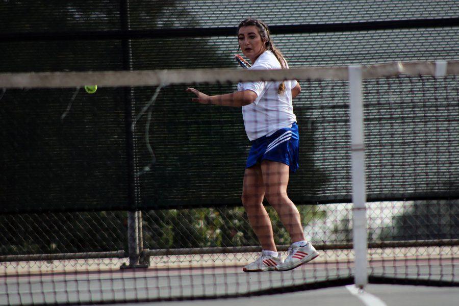 Giancanelli prepares to return the forehand.