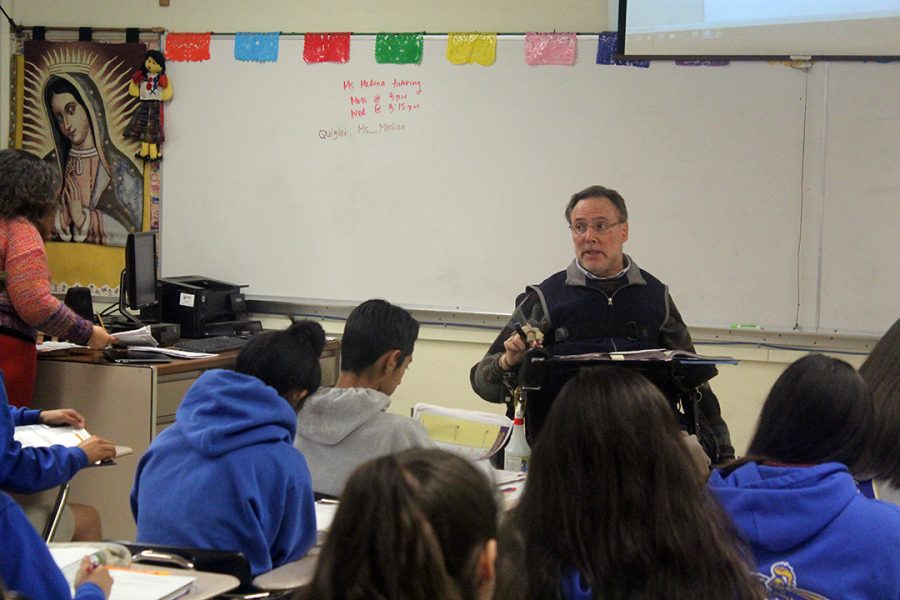 Through teaching and tutoring, Señor Johnson gives back to the community