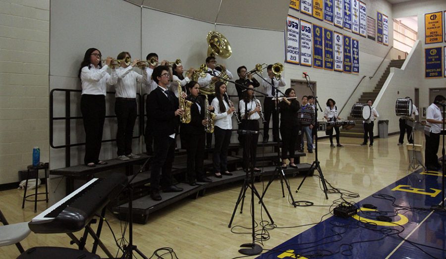 Amat band performing at the Winter Rally 