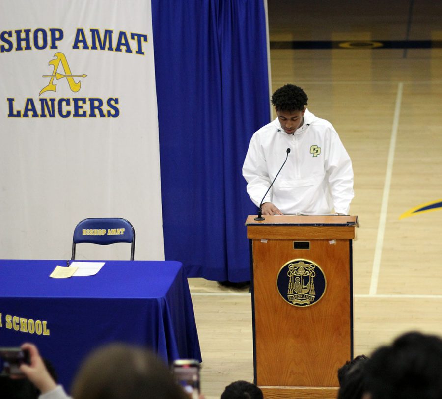 Elijah Ponder thanks his family for everything they have done for him to get to the point where he is at right now.